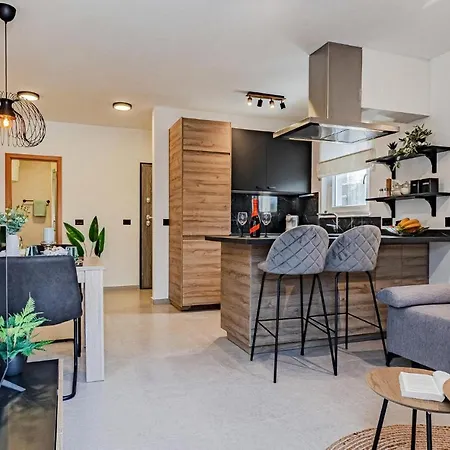 Apartment Lovely In With Wifi *