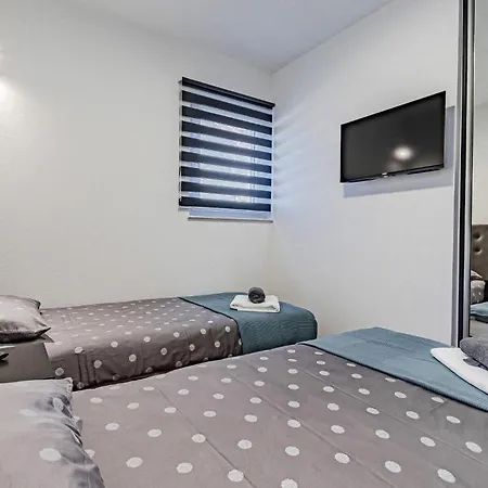 Lovely In With Wifi Апартаменты Blato (Korcula)