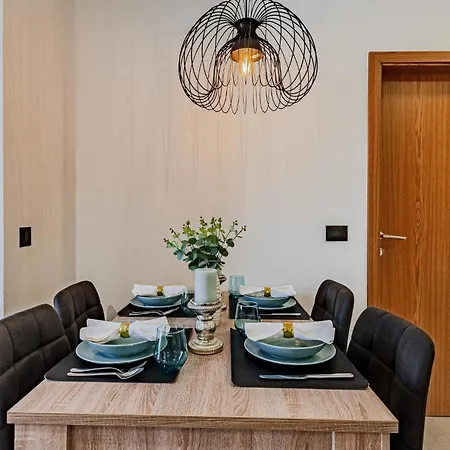 Apartment Lovely In With Wifi