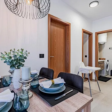 Lovely In With Wifi Apartment *
