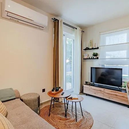 Apartment Lovely In With Wifi
